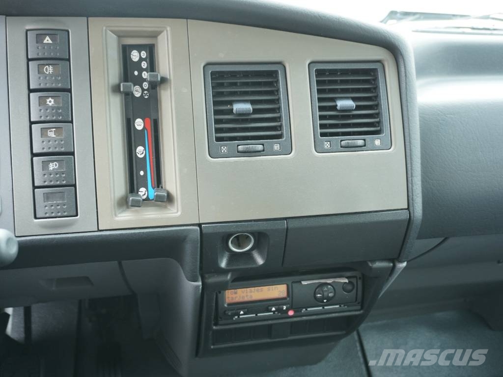 Nissan ATLEON 56.15 *** RESERVADO *** Skriňová nadstavba