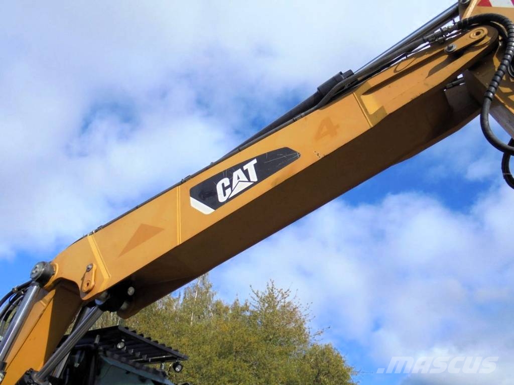 CAT M 318 D Bagri na kolesih
