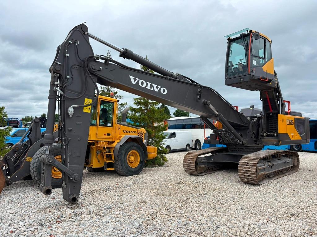 Volvo EC 350 ENL HYDRAULIC CAB RISER / CENTRAL LUBRICATI 履带挖掘机