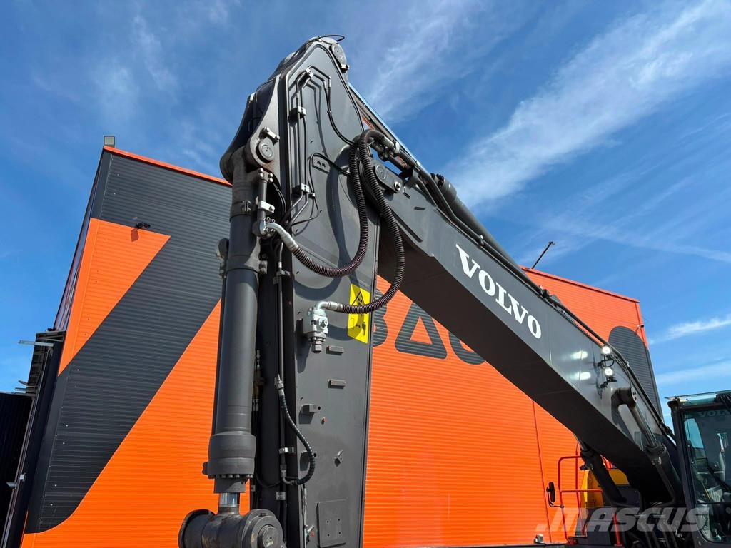 Volvo EC 350 ENL HYDRAULIC CAB RISER / CENTRAL LUBRICATI 履带挖掘机