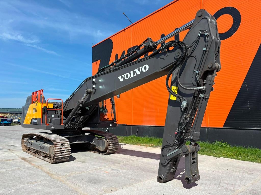 Volvo EC 350 ENL HYDRAULIC CAB RISER / CENTRAL LUBRICATI 履带挖掘机
