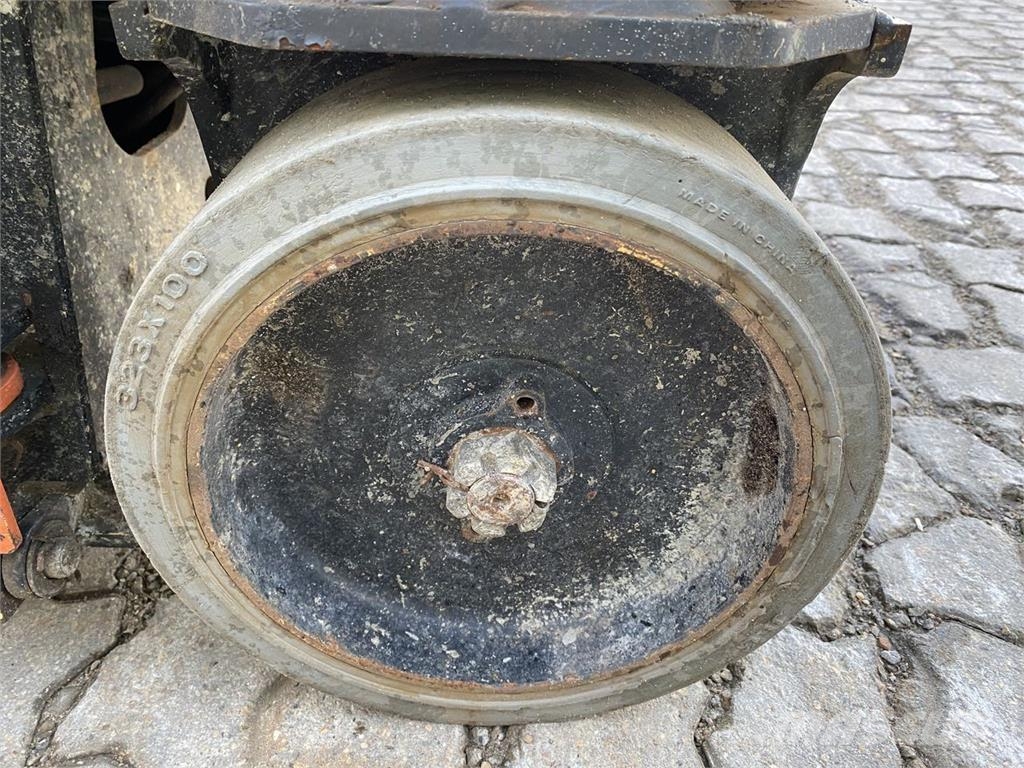 JLG 1932R Käärtõstukid