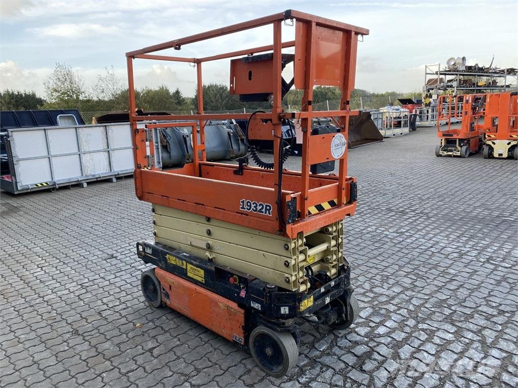 JLG 1932R Käärtõstukid