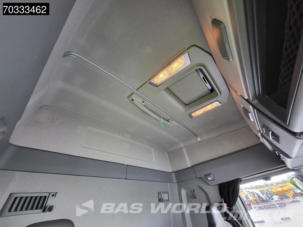Renault T 440 T 4X2 SleeperCab LED Sadulveokid