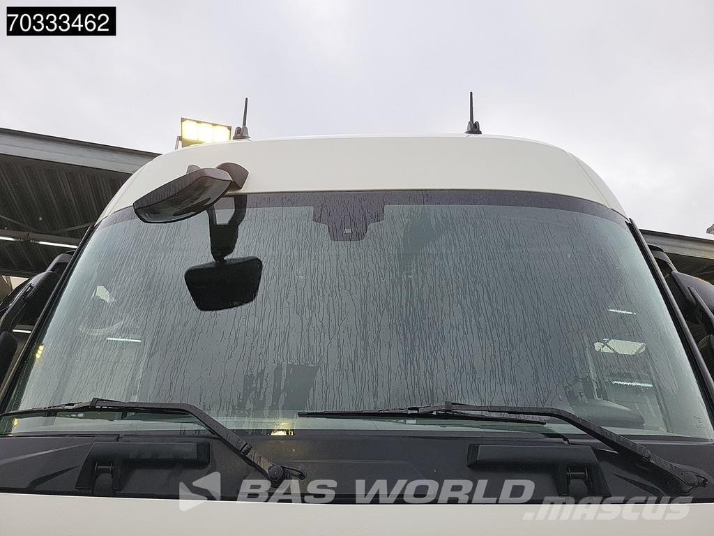 Renault T 440 T 4X2 SleeperCab LED Sadulveokid