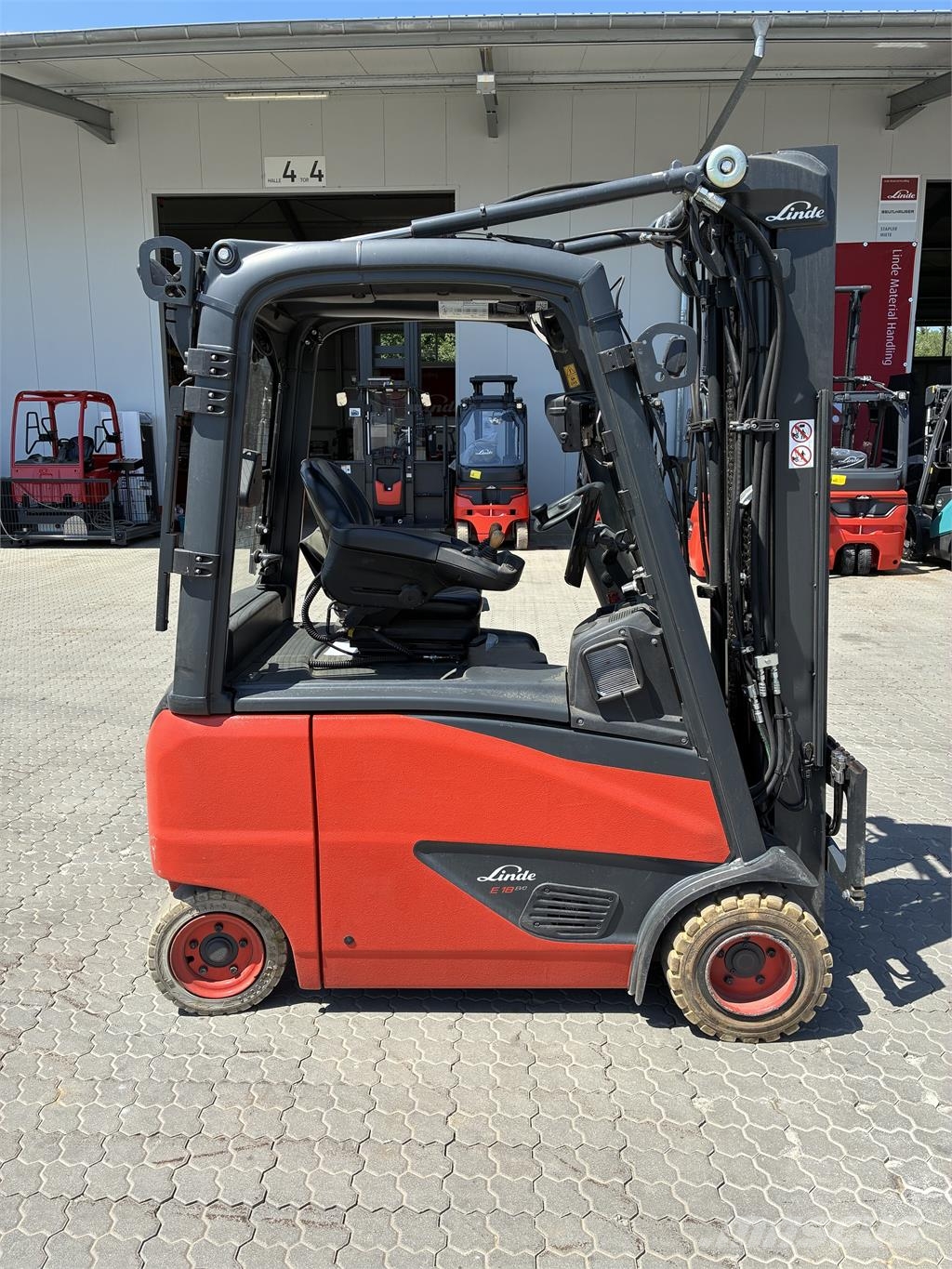 Linde E18PH Electric forklifts