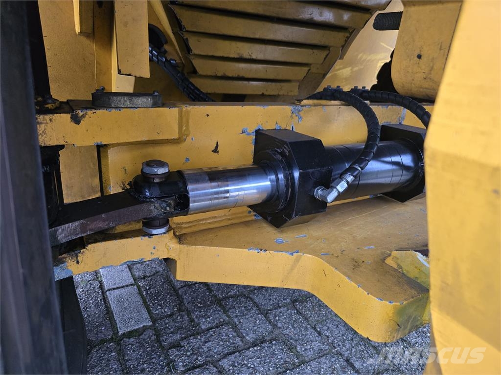Meclift ML1612R Dyzeliniai krautuvai