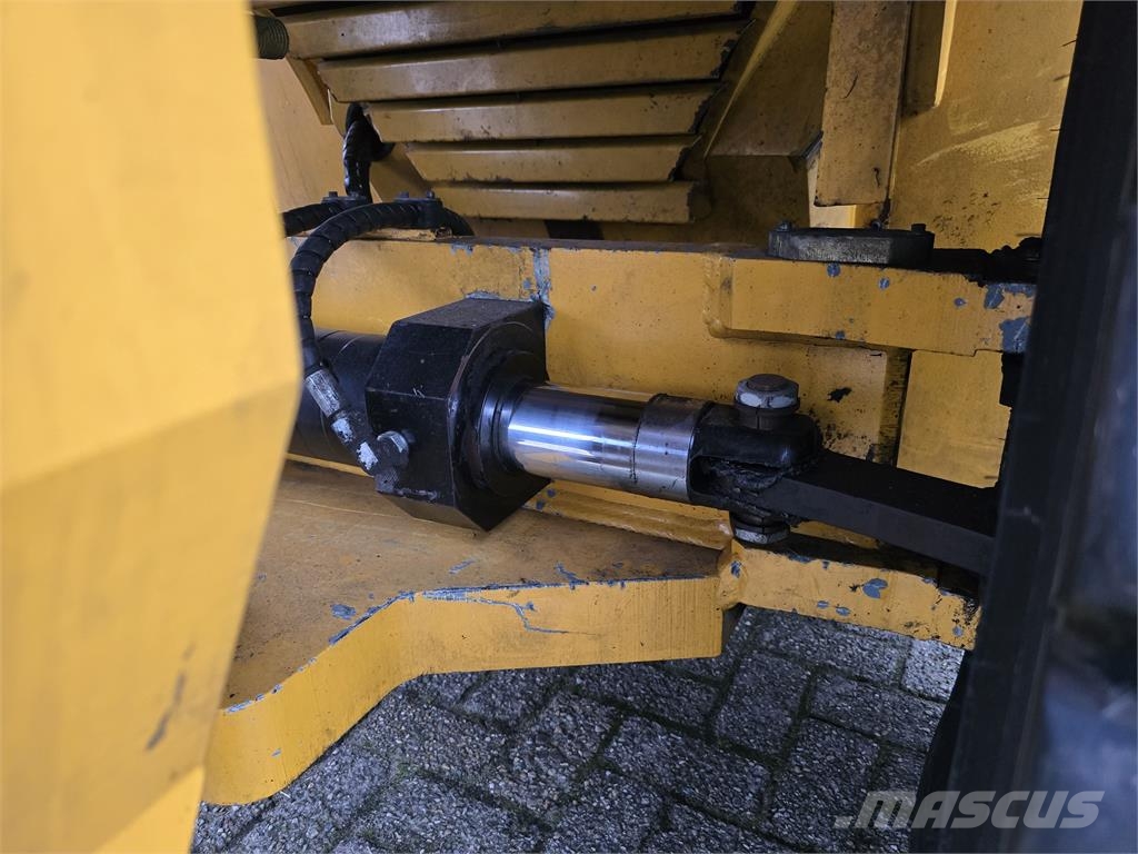 Meclift ML1612R Dyzeliniai krautuvai