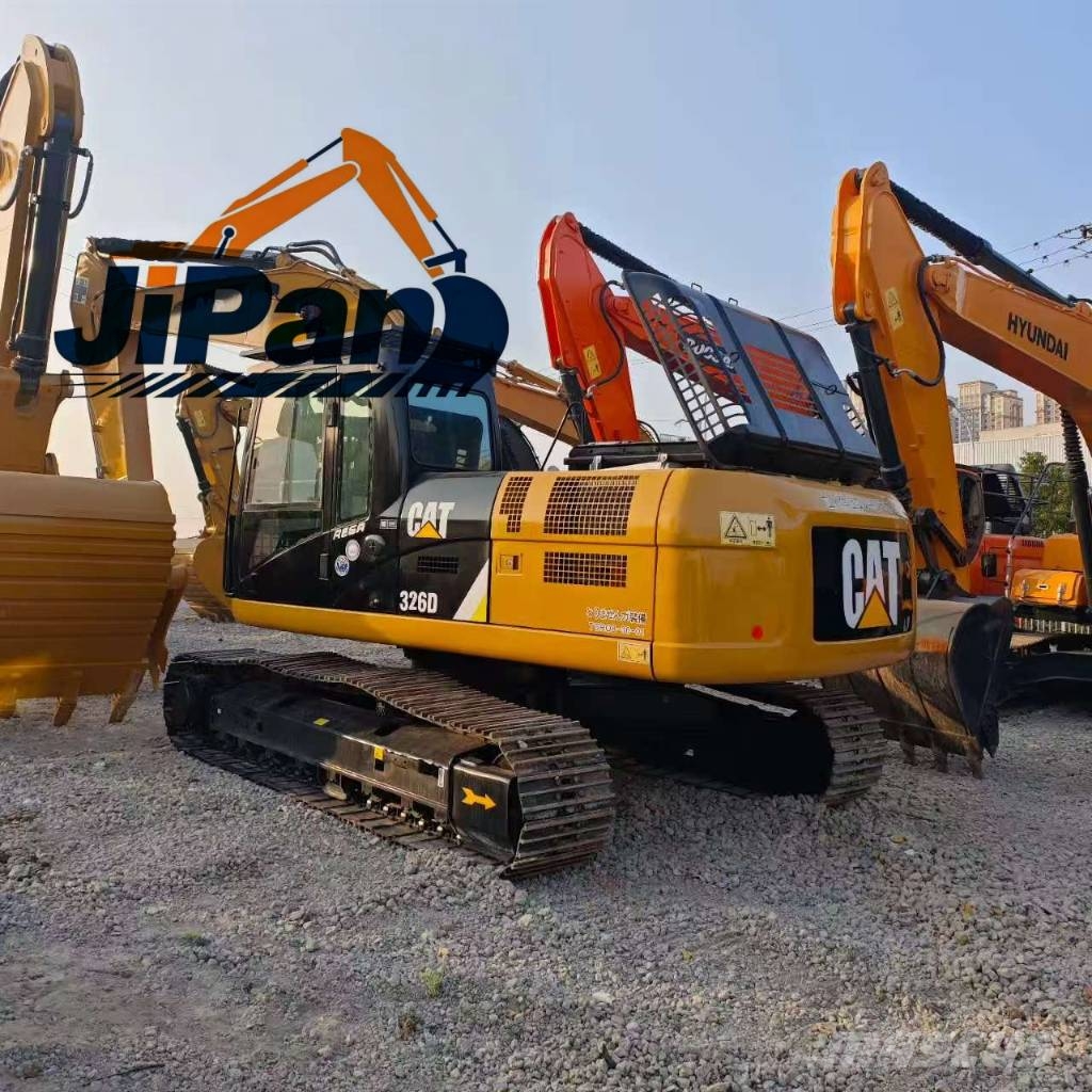 CAT 326 D Bagri goseničarji