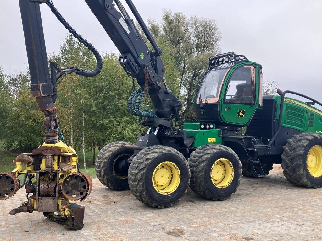 John Deere 1270 E Харвестеры