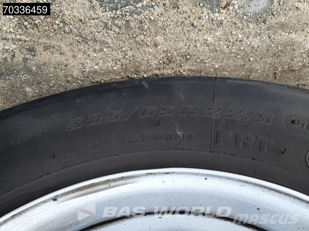 Kässbohrer XS 3 axles Laadklep APK 03/27 2xLiftas Furgoonpoolhaagised