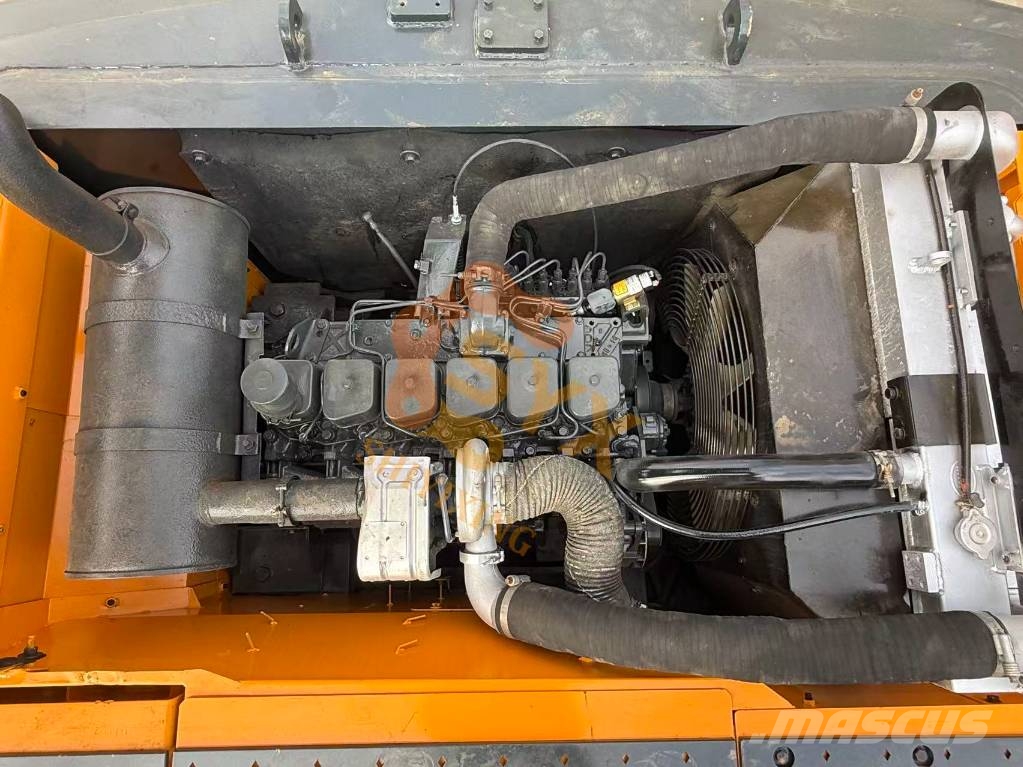 Hyundai R220-9 Bagri goseničarji