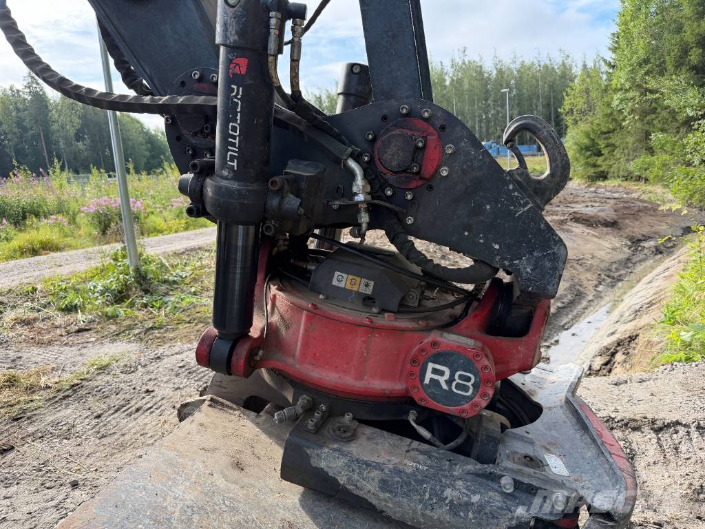 Hyundai HX 220 AL Raupenbagger