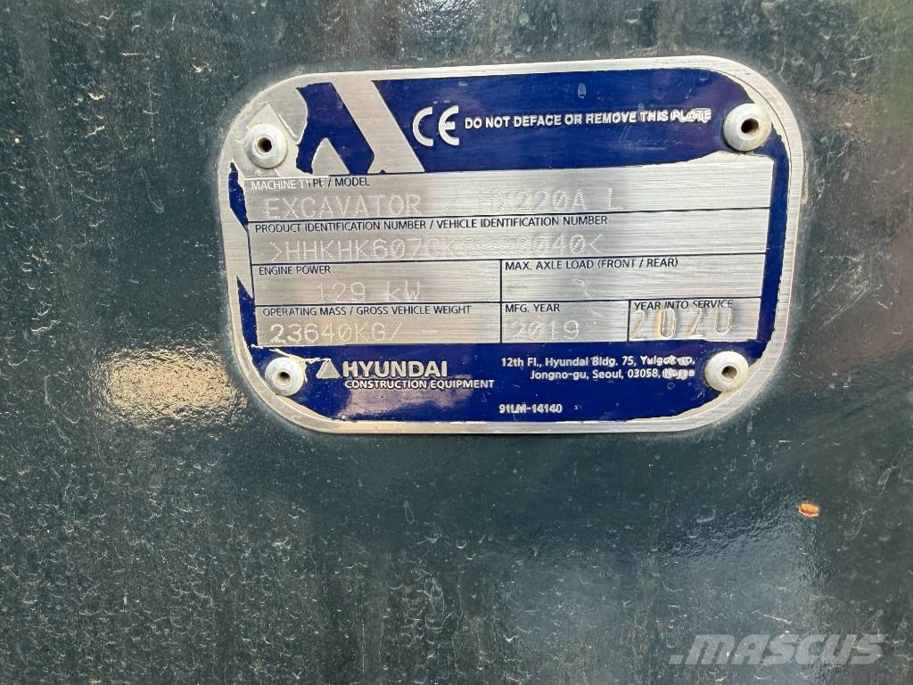 Hyundai HX 220 AL Raupenbagger