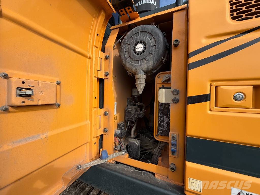 Hyundai HX 220 AL Raupenbagger