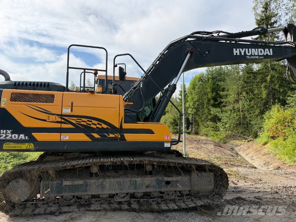 Hyundai HX 220 AL Raupenbagger