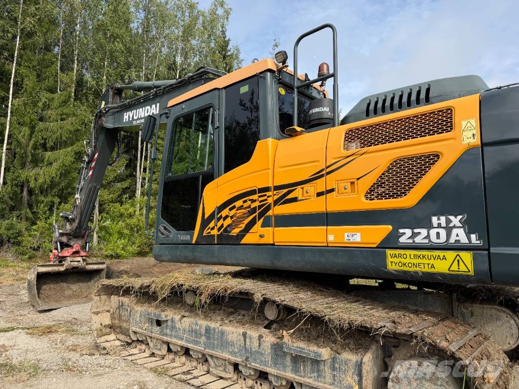Hyundai HX 220 AL Raupenbagger