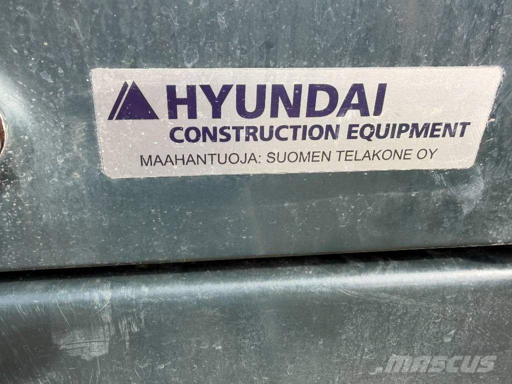Hyundai HX 220 AL Raupenbagger