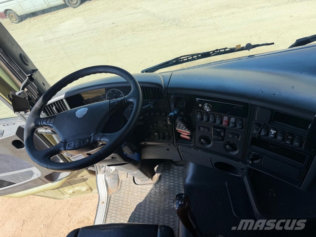 Scania R 560 Тягачі