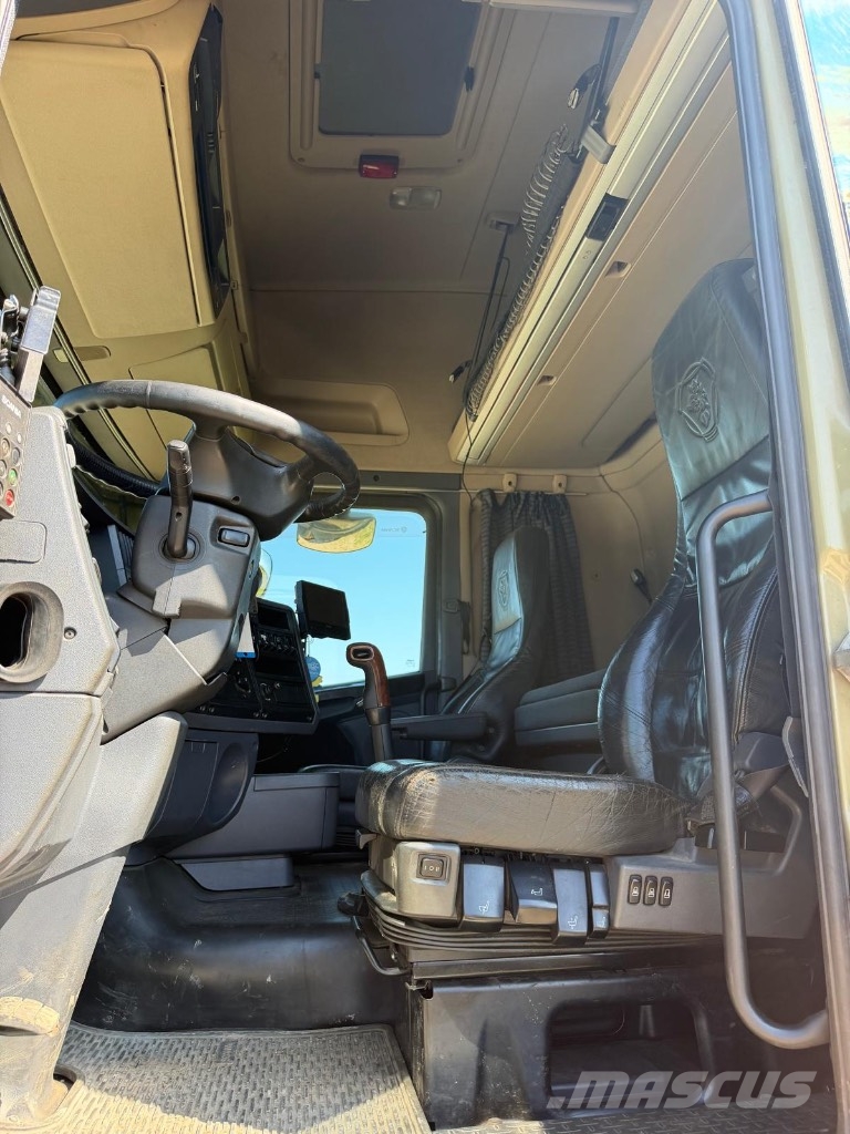 Scania R 560 Тягачі