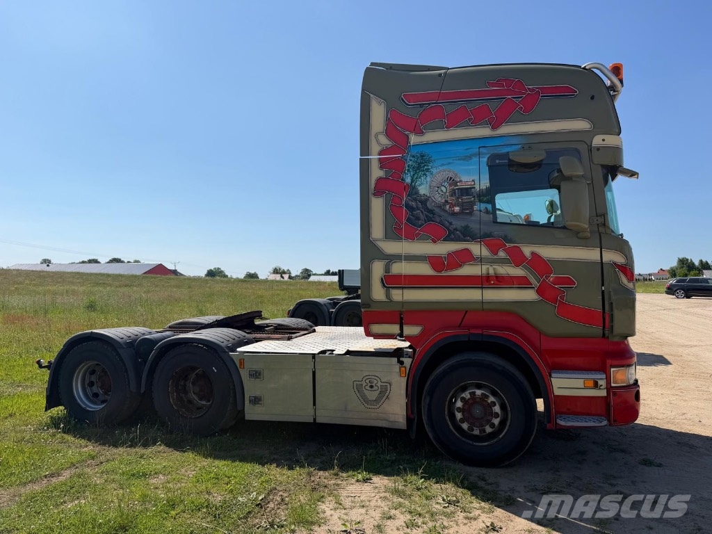Scania R 560 Тягачі