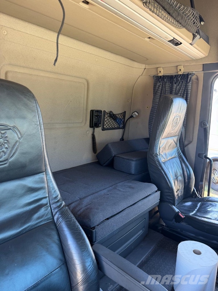 Scania R 560 Тягачі