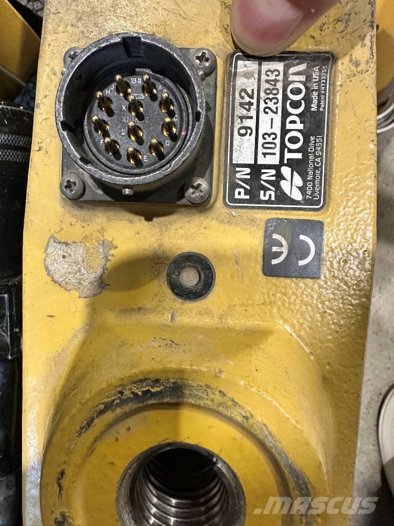 Topcon levelling system /LS-B4 sensor /9142 sonic tracker Elektronika