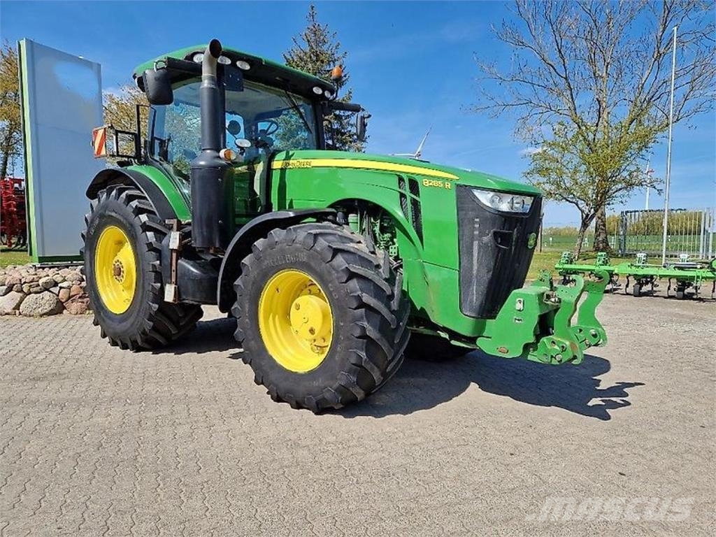John Deere 8285R PowerShift Traktoren