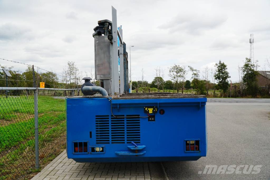 Lancer Boss HSL 120/16/45V | 2005 Chariot élévateur latéral