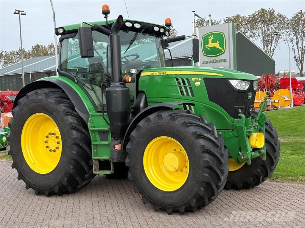 John Deere 6175R TRAKTOR Traktory