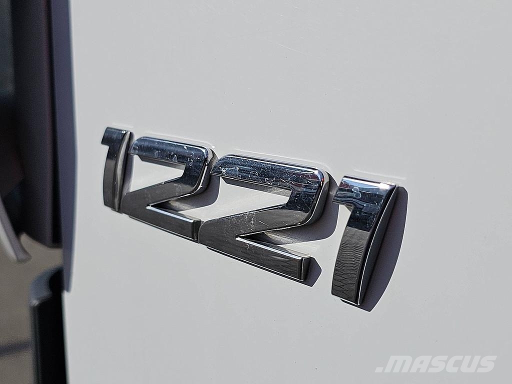 Mercedes-Benz ATEGO 1221 WB 356 ADR AIRCO ケーブルリフト着脱式トラック