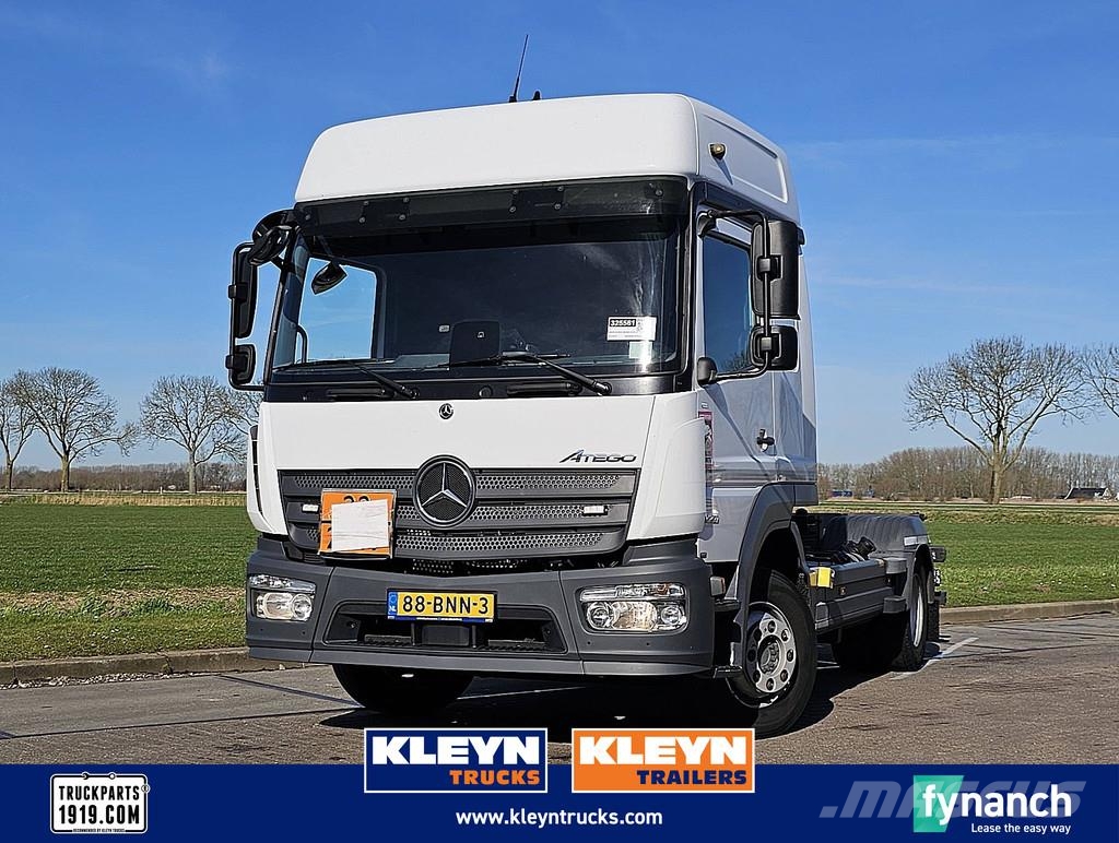 Mercedes-Benz ATEGO 1221 WB 356 ADR AIRCO ケーブルリフト着脱式トラック