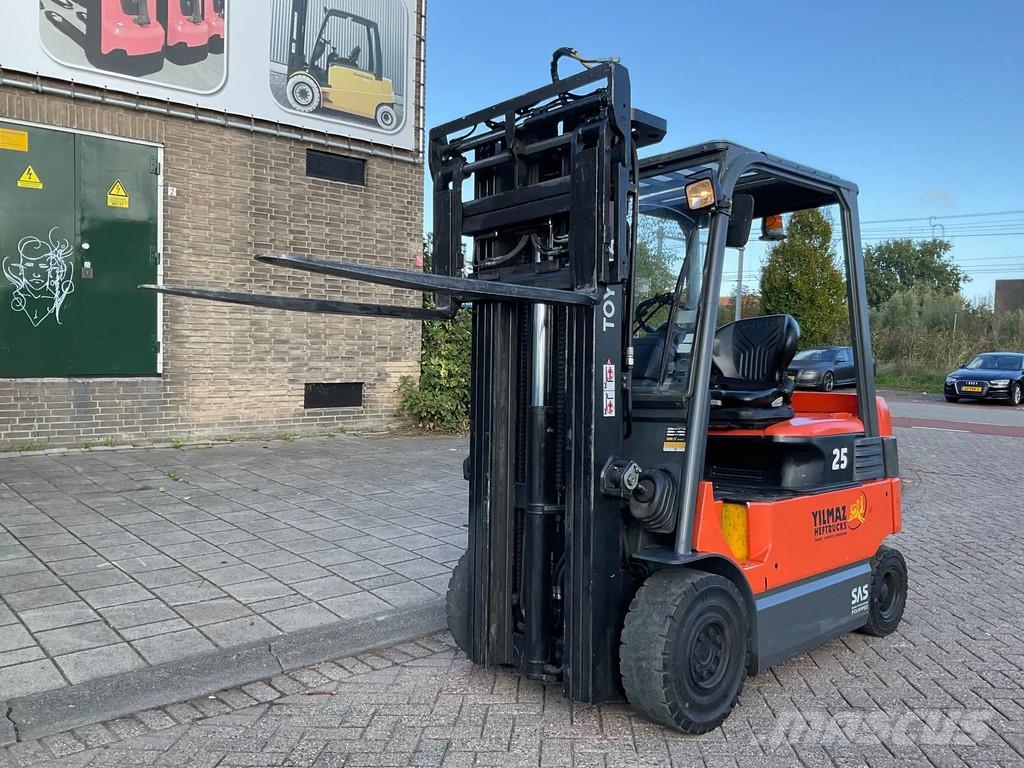 Toyota 7FBMF25 2500KG 5.00METER HEFTRUCK شاحنات ذات رافعات شوكية تعمل بالكهرباء