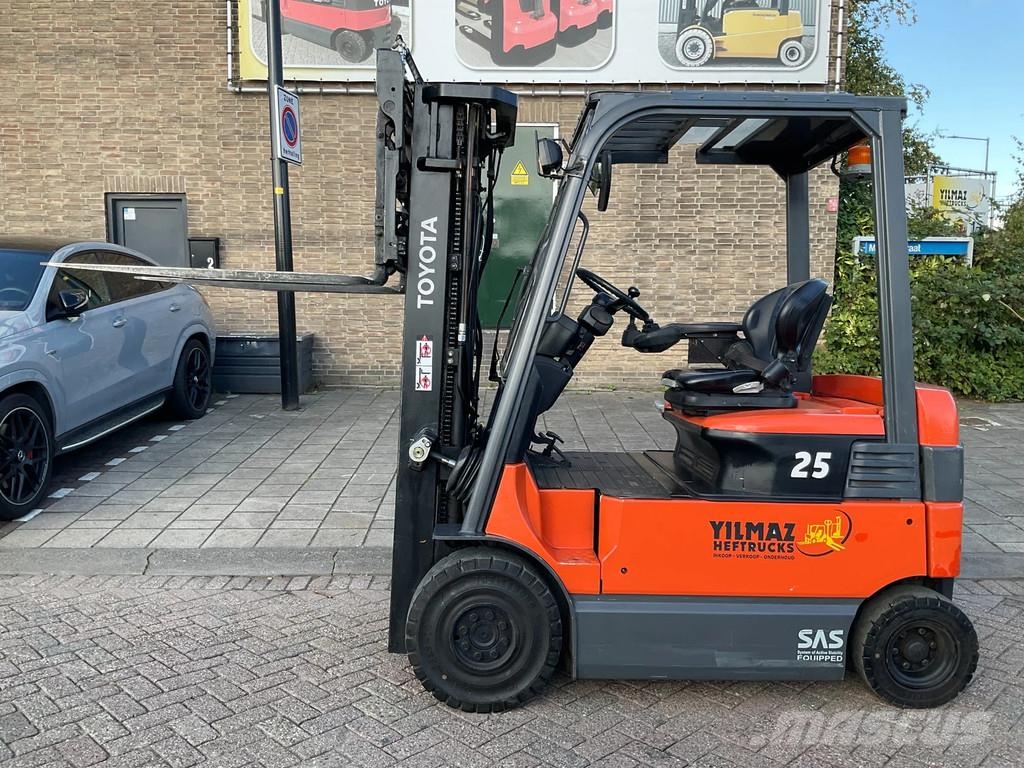 Toyota 7FBMF25 2500KG 5.00METER HEFTRUCK شاحنات ذات رافعات شوكية تعمل بالكهرباء