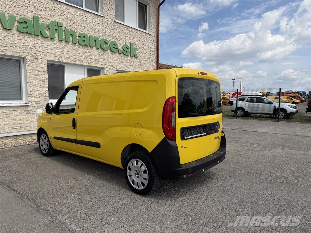 Fiat DOBLO 1,3 diesel manual E5b 2 seats VIN 662 Furgonetas cerradas