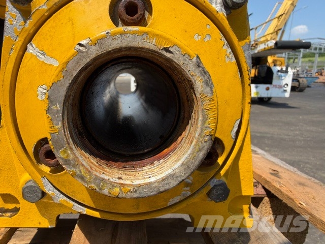Atlas Copco boomer xe 3 used gears Комплектуючі і запасні частини для бурових установок