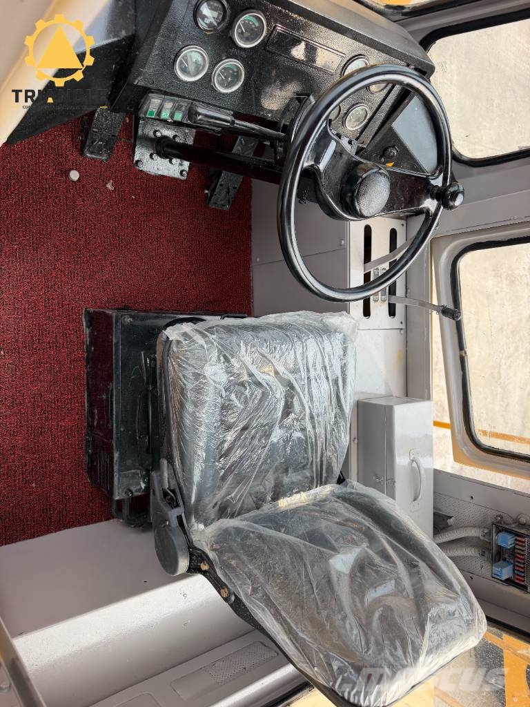 CAT 966 C Gumikerekes homlokrakodók