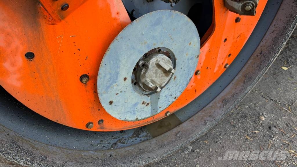 Hamm DV+ 90i VO-S Twin drum rollers