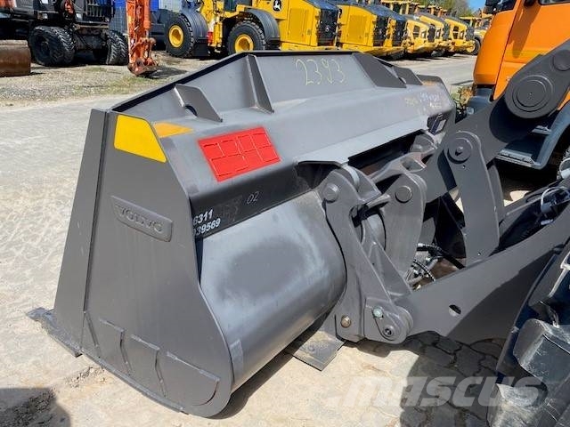 Volvo 2.75 m Schaufel / bucket (99002393) Baldes