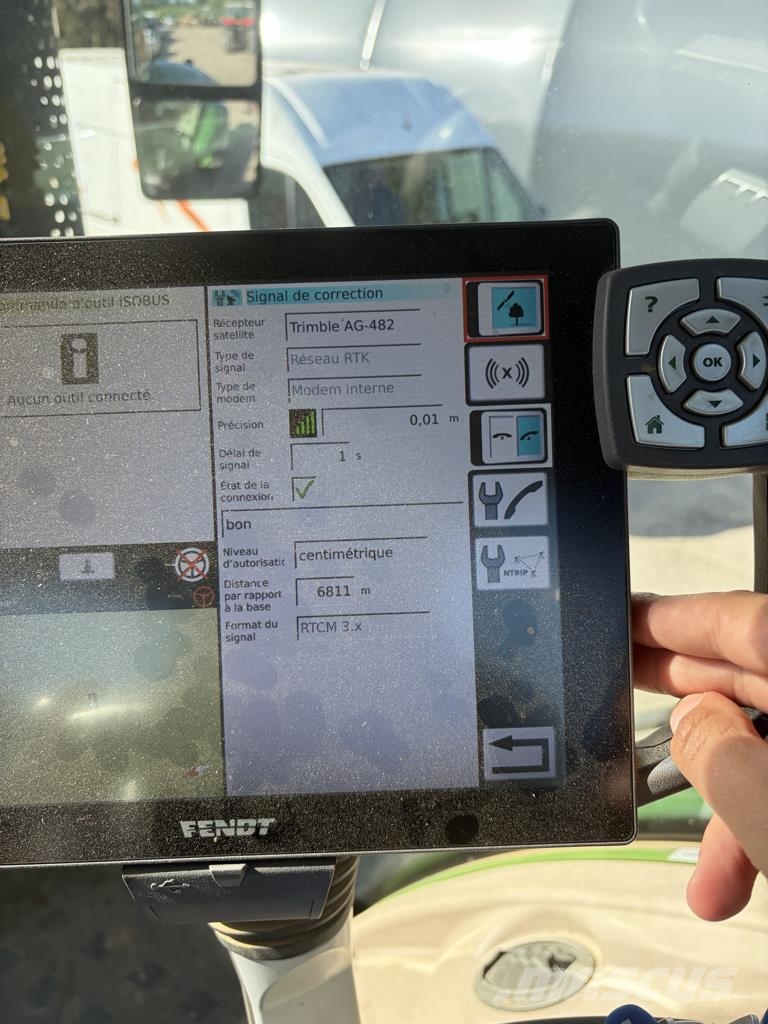 Fendt 824 VARIO PROFI + Трактори