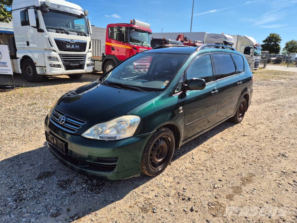 Toyota Avensis verso 2.0D Sportsvan Automašīnas