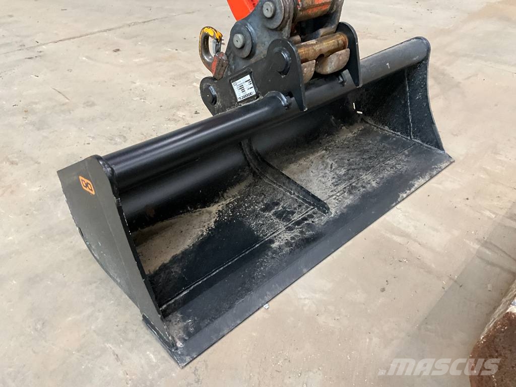 Kubota KX 030-4 حفارات صغيرة أقل من 7 طن (حفارات صغيرة)
