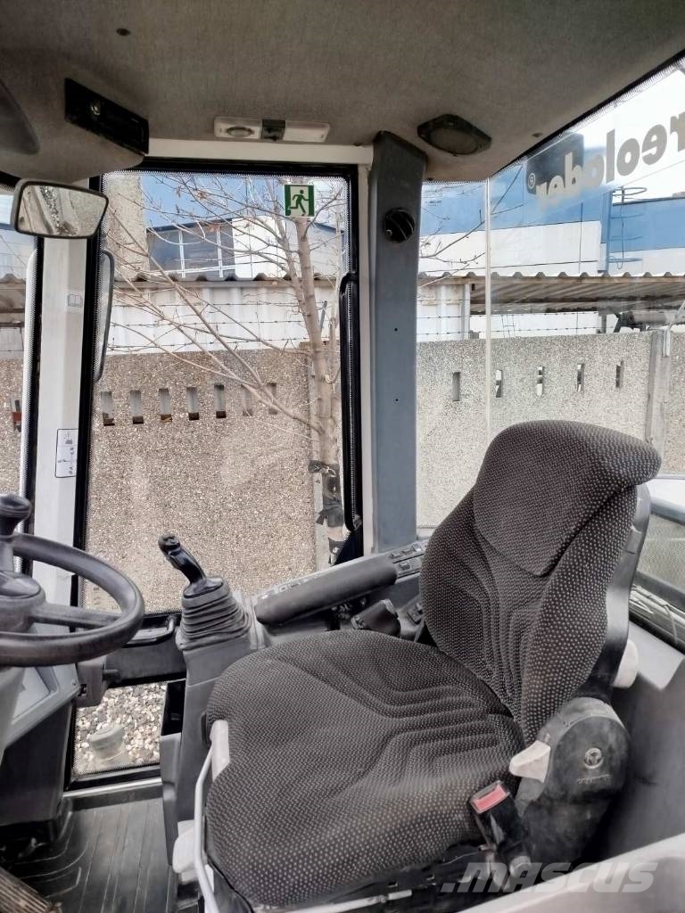 Liebherr L 514 Фронтальні навантажувачі