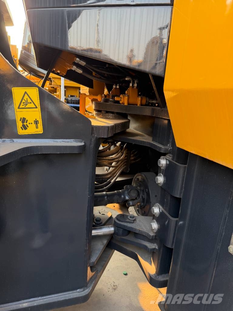 XCMG LW500FN Plenty of wheel loaders in stock Kolesni nakladalci