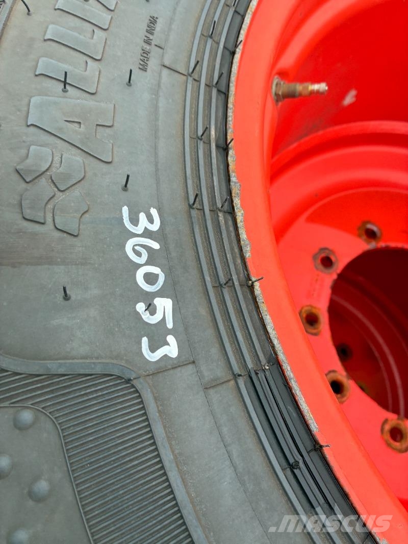  Sonstige 2x BKT 520/85R38, 2x Alliance 420/70R28 Sonstige Landmaschinen