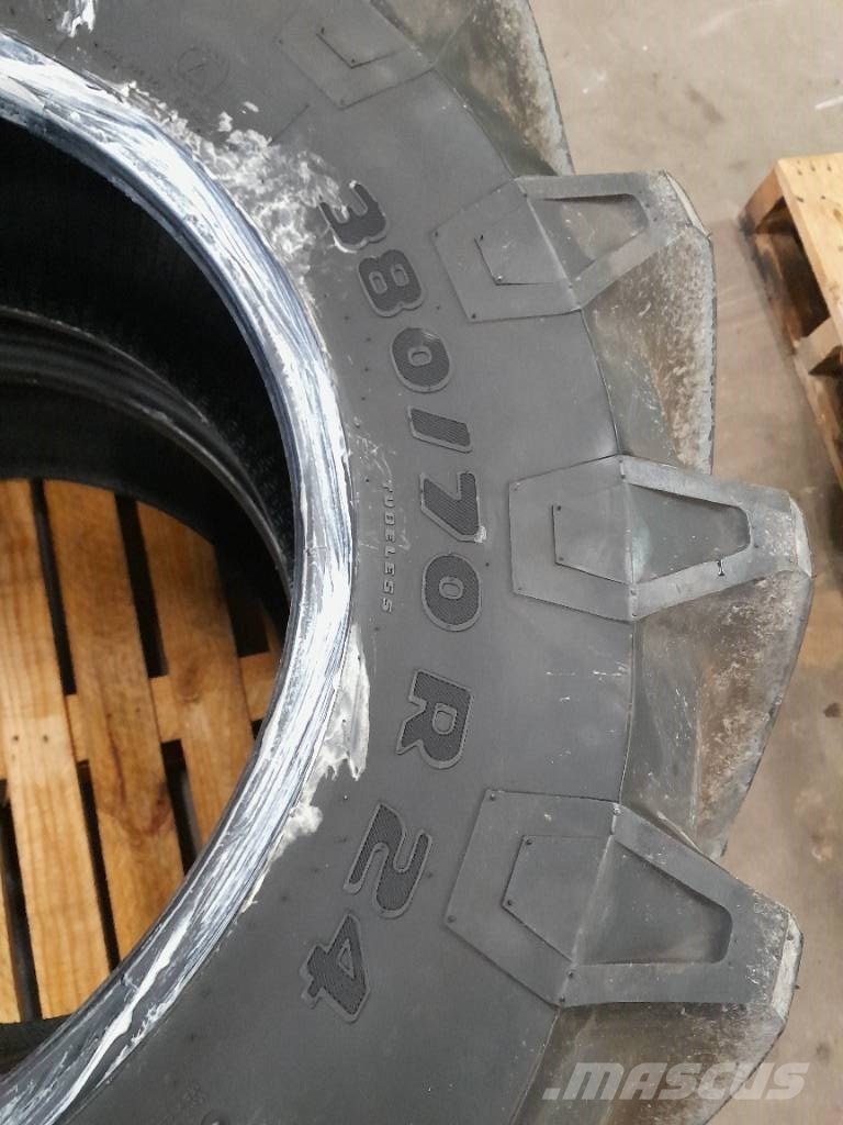 Trelleborg TM700 Riepas, riteņi un diski