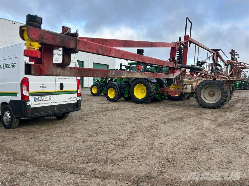 Holder IN 250 Vlečne škropilnice