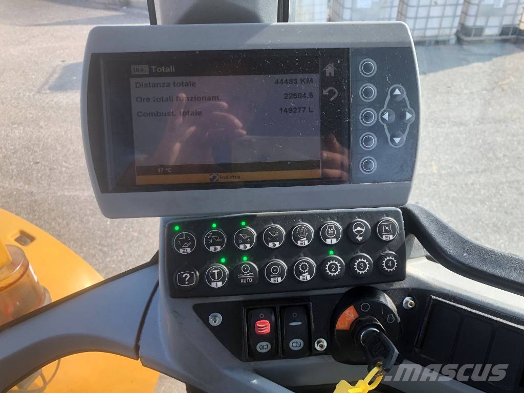 CAT 930 K Колесни товарачи