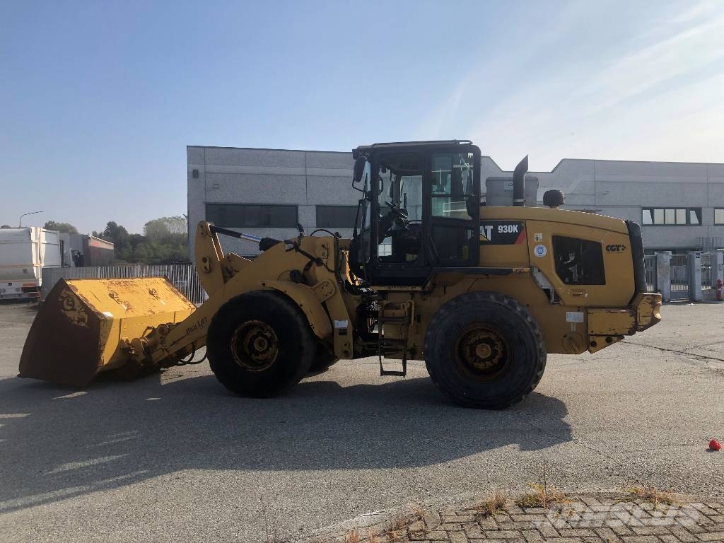 CAT 930 K Колесни товарачи