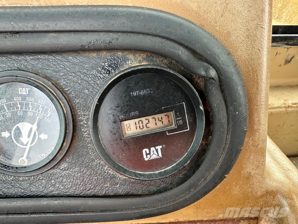 CAT 615 Frezos